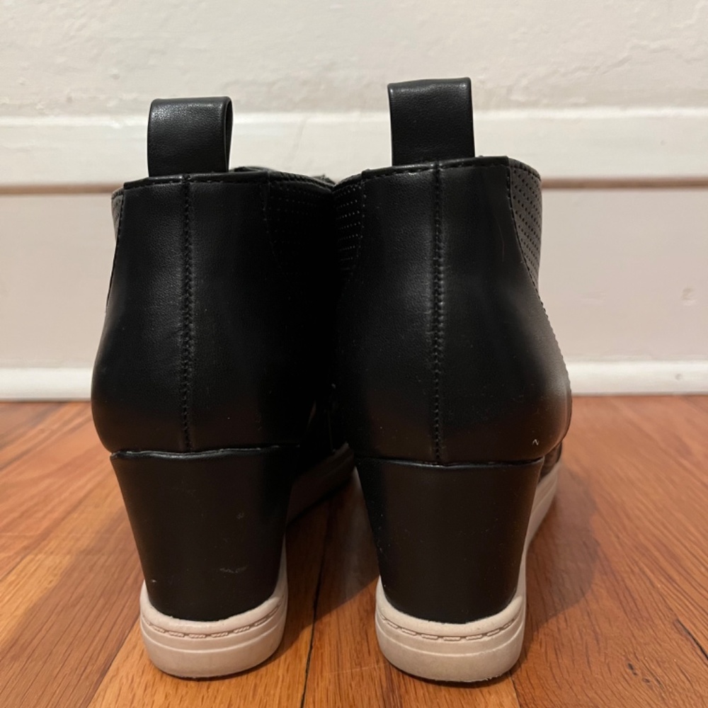 Wedges - Picture 4 of 5